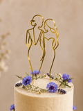 Eleganter Cake Topper „Line Art Couple Mrs. und Mrs.“ aus Holz oder Acryl – personalisierbare Hochzeitsfigur mit Datum